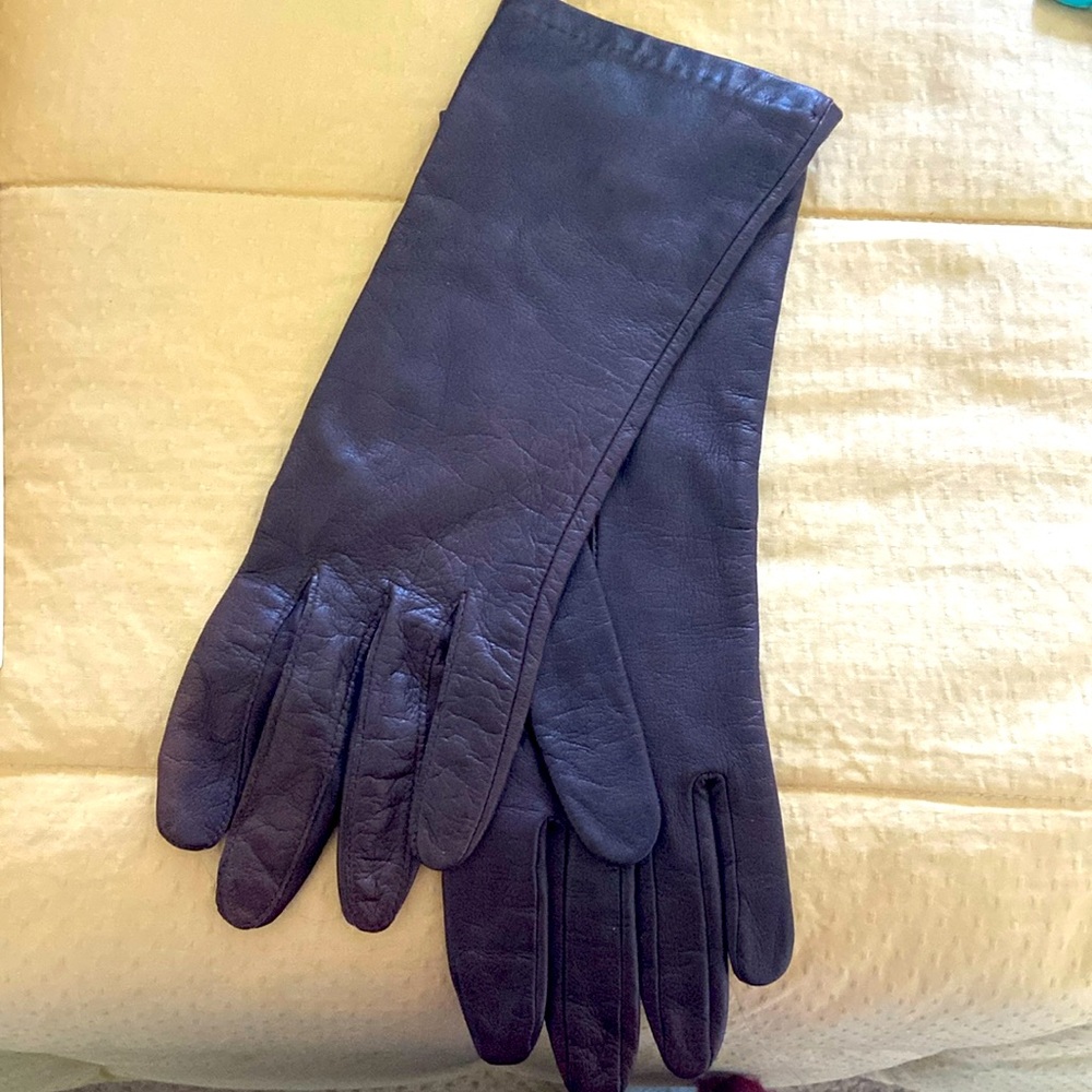 Brown Genuine LEATHER women’s gloves slim hands and quality leather S thin Short
